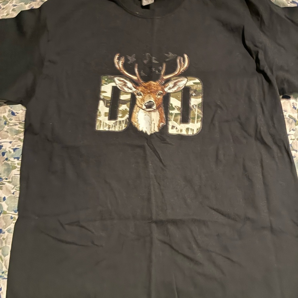 Gildan Black Deer Graphic Tee